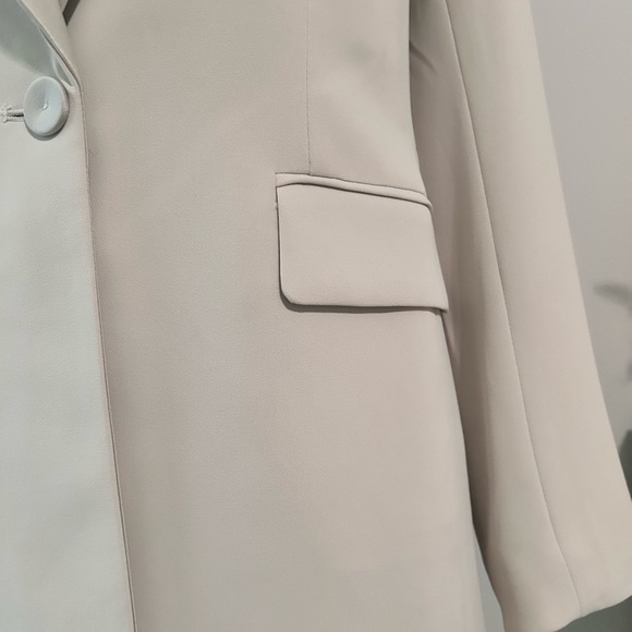 H&M Women's Blazer Ivory Jacket Size US S 4/6. Sleeve Workwear open lined - Picture 3 of 12